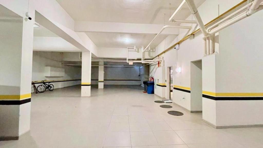 Apto Completo Proximo A Apartamento *